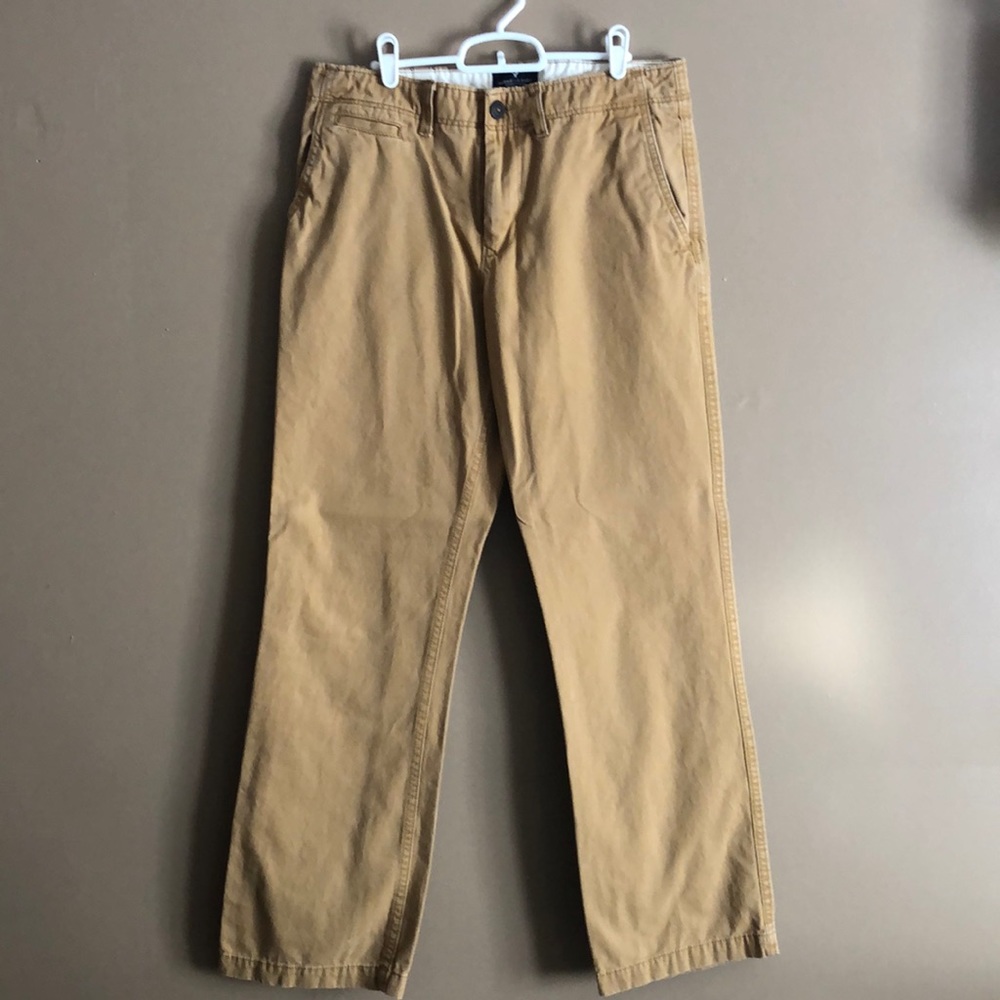 American Eagle tan chino